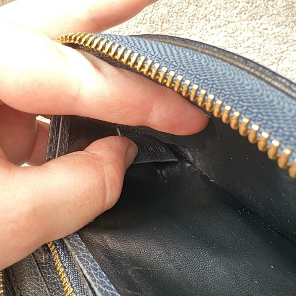 Chloé Black Zip Around Accordian Wallet - Picture 9 of 11